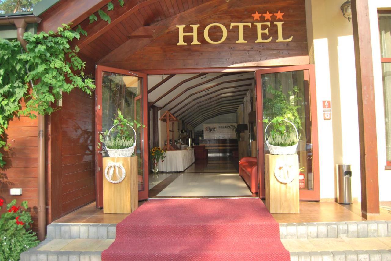 Hotel Eljot Шелпя Велка Екстериор снимка