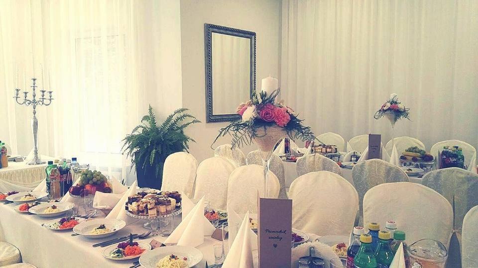 Hotel Eljot Шелпя Велка Екстериор снимка
