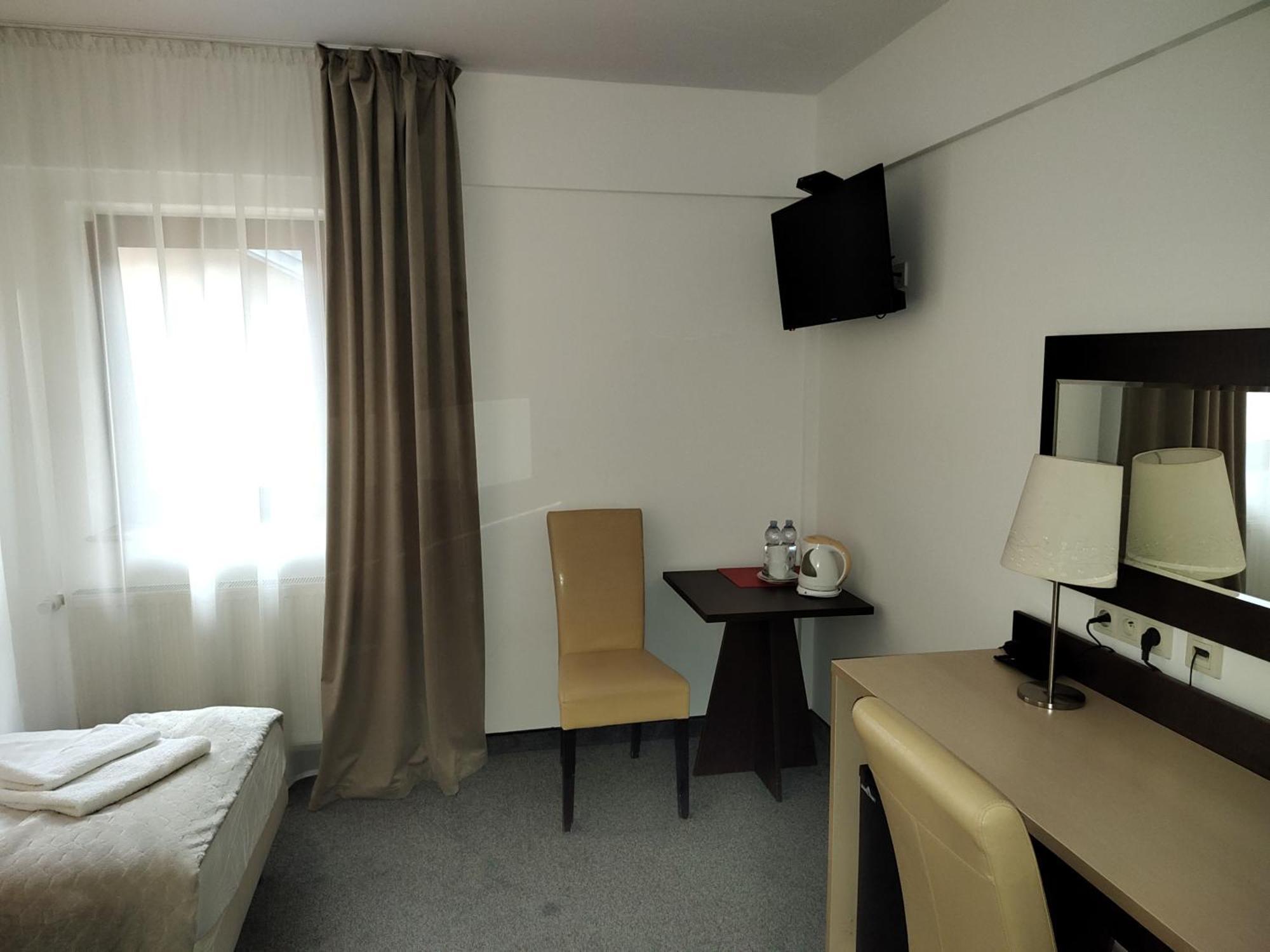 Hotel Eljot Шелпя Велка Екстериор снимка